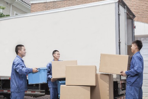 Residential removals for a flat or house in Shepherds Bush